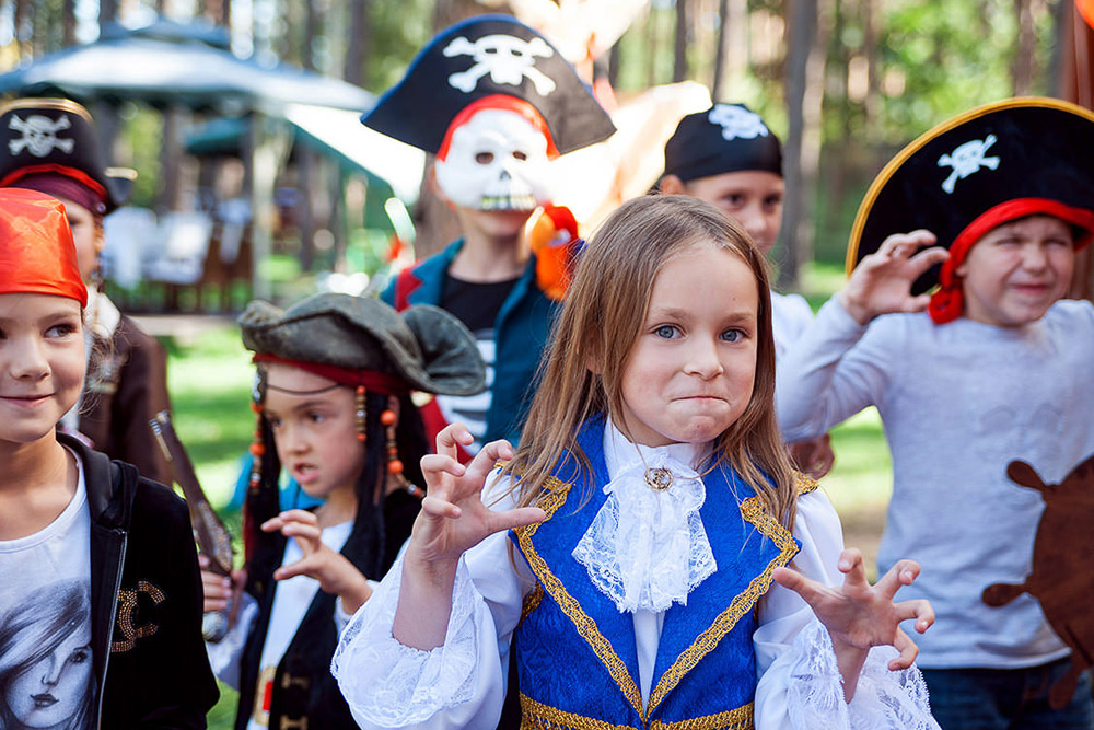 Детские костюмы в пиратском стиле